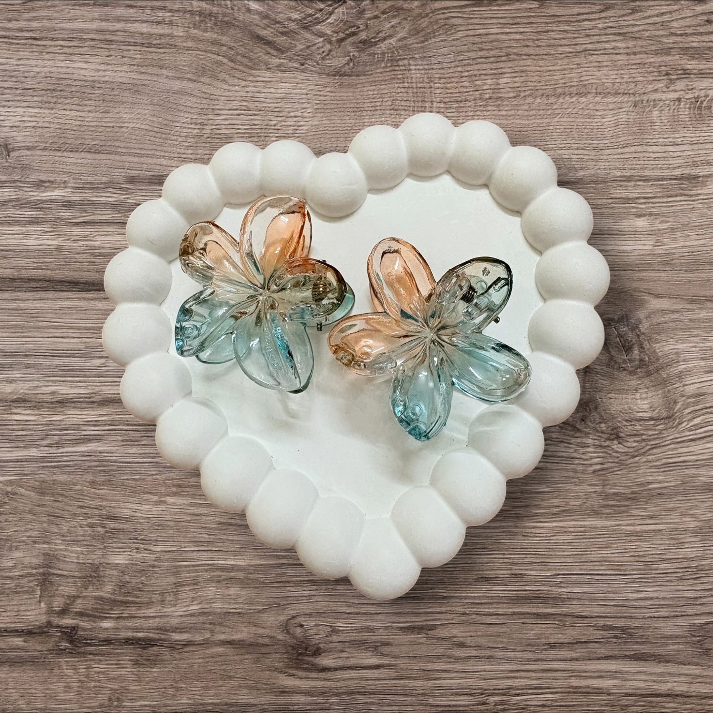 Warm shaded flower hair claw
