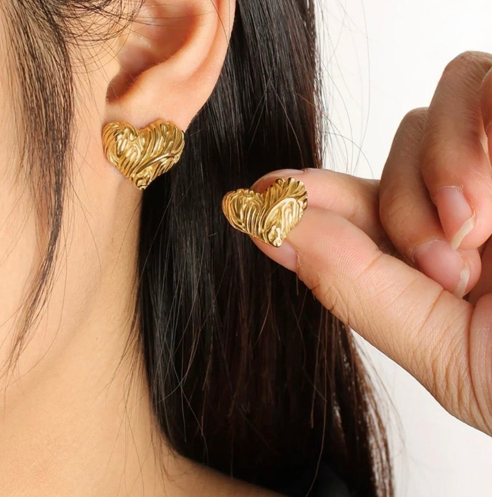 Bubbly heart anti tarnish earrings
