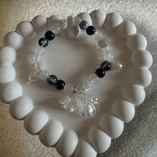 ‘Black beauty’ beaded bracelet