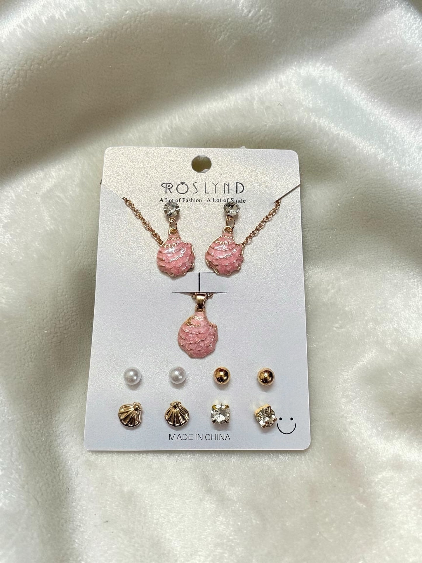 Ocean shell pendant and earrings set