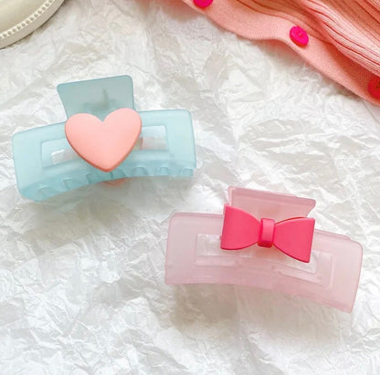 Frosted pastel hair claw