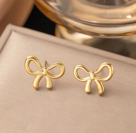 Gold anti tarnish bow earrings